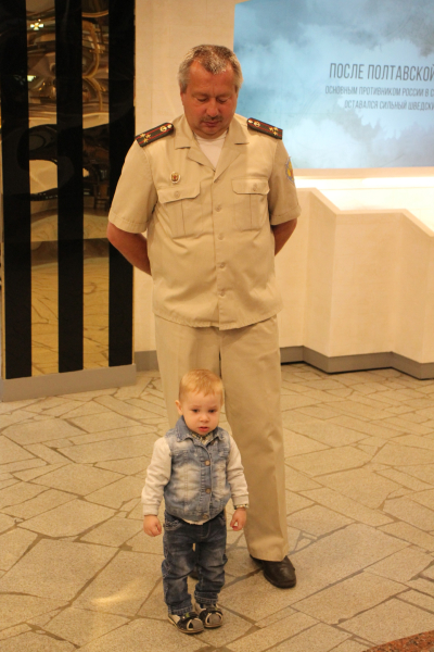 В Зале Славы российского оружия торжественно проводили на военную службу новобранцев научно-производственных подразделений армии России. Тульский Государственный Музей Оружия