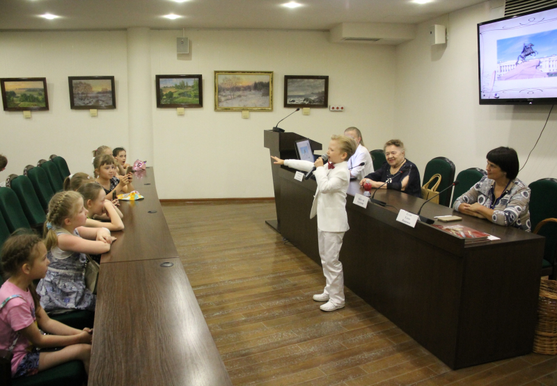 И вновь нас собирает вместе имя это! К 220-летию А.С. Пушкина в музее оружия - праздничная викторина! Тульский Государственный Музей Оружия