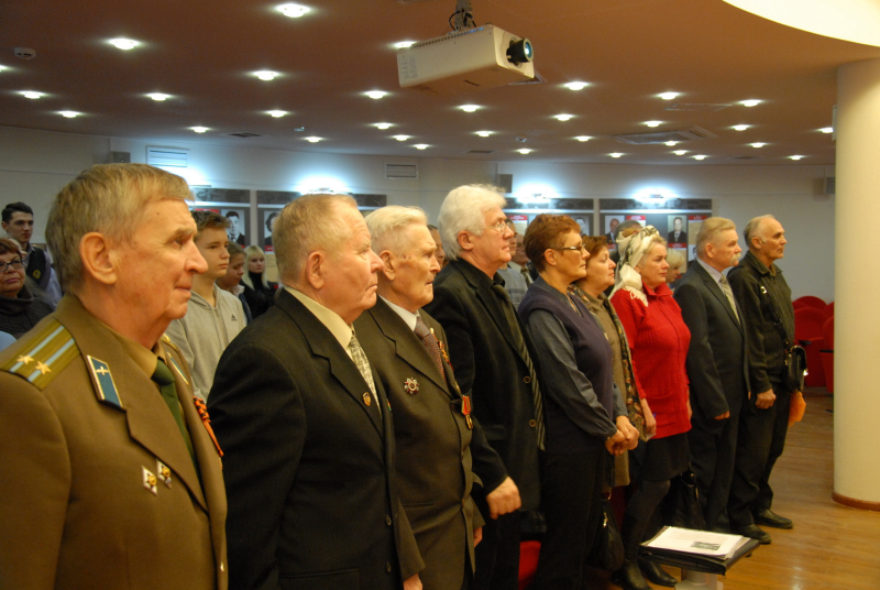 «… А там, внизу, течет сурово истории тяжелая вода…». Симоновские чтения: исторические параллели Тульский Государственный Музей Оружия