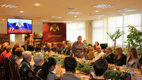 Встреча в музее оружия начальника управления Росгвардии по Тульской области О.В. Петрика с членами семей военнослужащих Тульский Государственный Музей Оружия