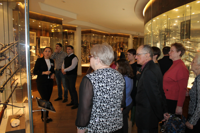 Встреча в музее оружия начальника управления Росгвардии по Тульской области О.В. Петрика с членами семей военнослужащих Тульский Государственный Музей Оружия