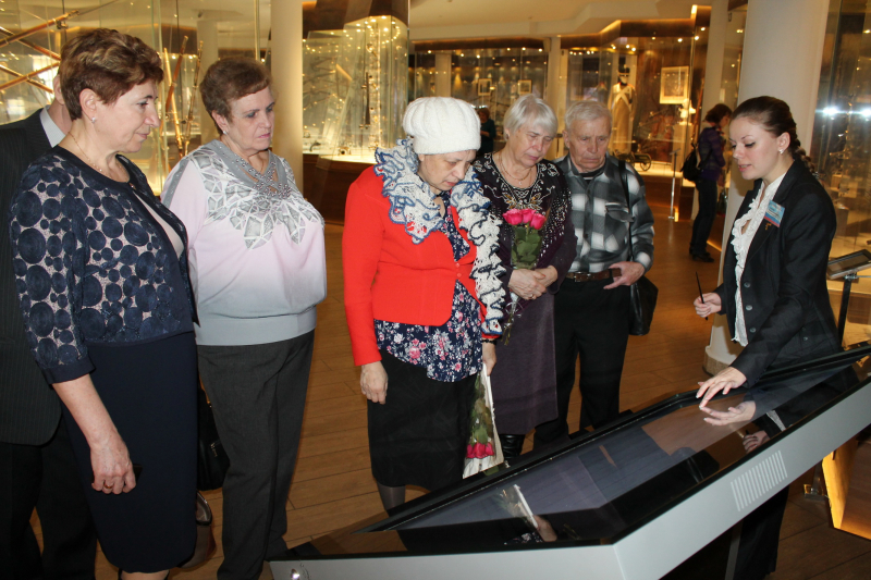 Встреча в музее оружия начальника управления Росгвардии по Тульской области О.В. Петрика с членами семей военнослужащих Тульский Государственный Музей Оружия