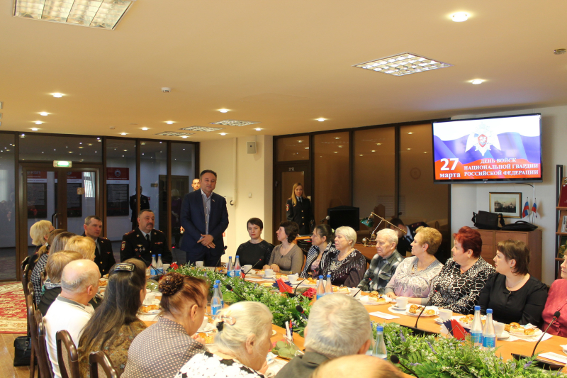 Встреча в музее оружия начальника управления Росгвардии по Тульской области О.В. Петрика с членами семей военнослужащих Тульский Государственный Музей Оружия