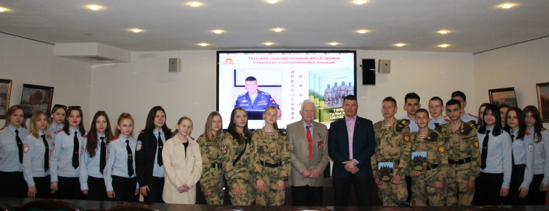 «Танки Тульской области»: в музее оружия состоялась презентация книги М.И. Берговского. Тульский Государственный Музей Оружия