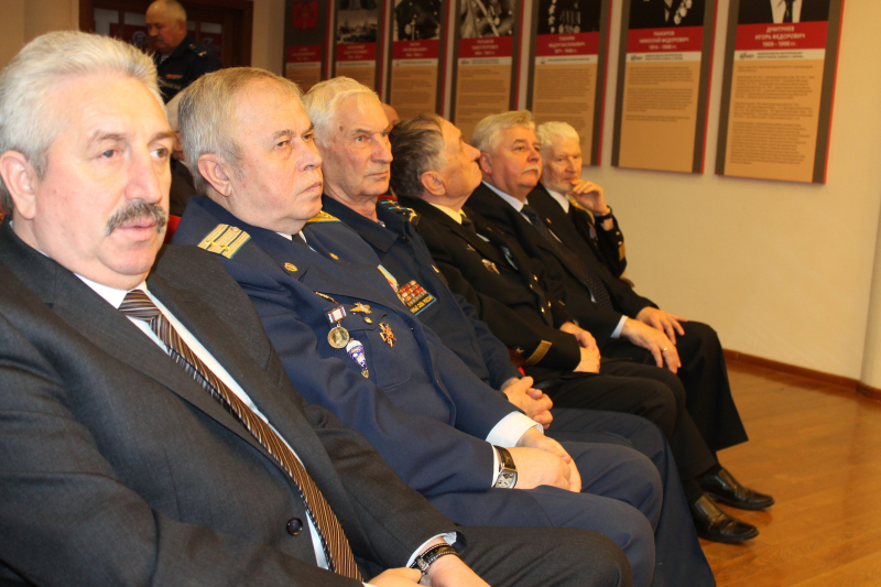 Генерал армии В.Ф.Ермаков: «Дорогие туляки! Вы были героями, сейчас совершаете гражданский героизм и будете героями» Тульский Государственный Музей Оружия