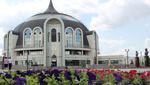 12 июня в 11.00 в музее оружия - праздничный концерт. Музей работает до 21.00 (касса – до 20.00 часов)! Приходите к нам в гости! Тульский Государственный Музей Оружия