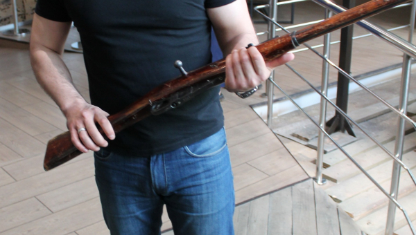 В музее оружия прошли съемки программы «НЕФАКТ» телеканала «Звезда» с ведущим Араратом Кещяном Тульский Государственный Музей Оружия