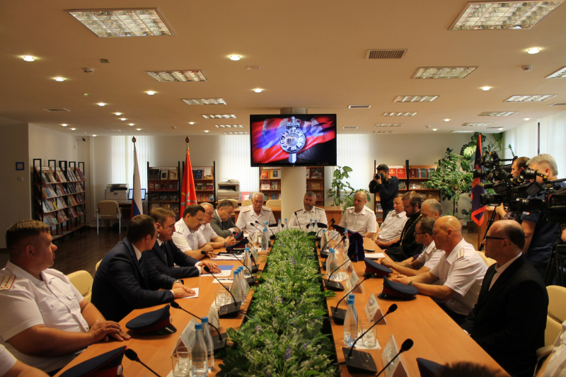 Губернатор Тульской области А.Г. Дюмин провел в музее оружия встречу с представителями казачьих обществ региона Тульский Государственный Музей Оружия