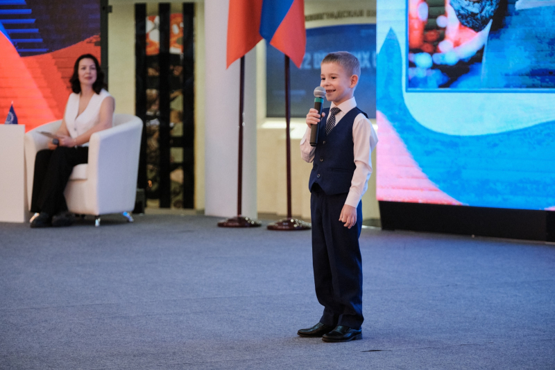 Гости Тульского музея оружия, участники творческого вечера «Многогранность талантов оружейников», по-новому открыли для себя творческий потенциал знаменитых земляков Тульский Государственный Музей Оружия