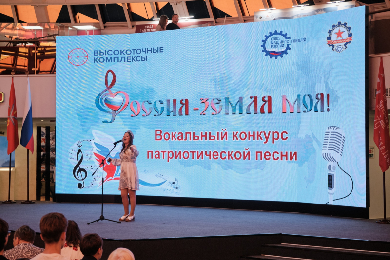 Гости Тульского музея оружия, участники творческого вечера «Многогранность талантов оружейников», по-новому открыли для себя творческий потенциал знаменитых земляков Тульский Государственный Музей Оружия