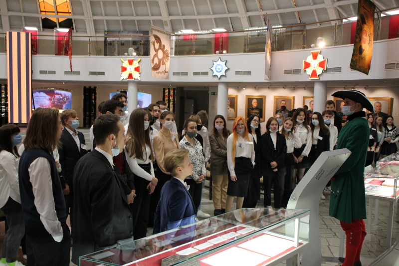 В Тульском государственном музее оружия состоялся конкурс ораторского искусства «Битва декламаторов», посвящённый 350-летию со дня рождения Петра I Тульский Государственный Музей Оружия