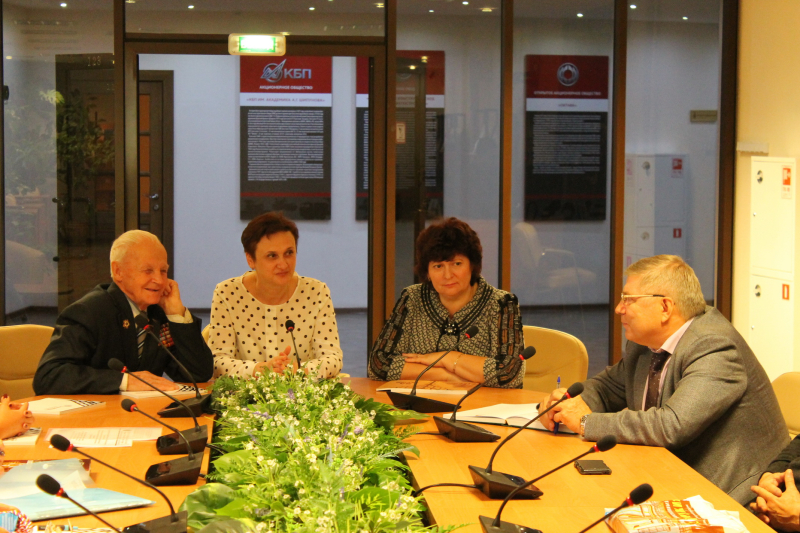 Делегация Республики Саха (Якутия) в музее оружия Тульский Государственный Музей Оружия