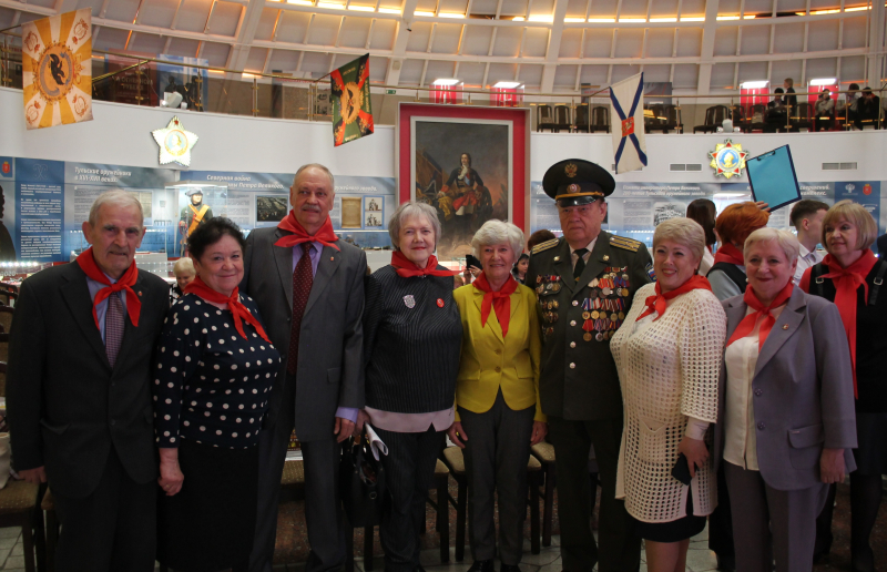 Слет ветеранов пионерского движения в Тульском музее оружия! Тульский Государственный Музей Оружия