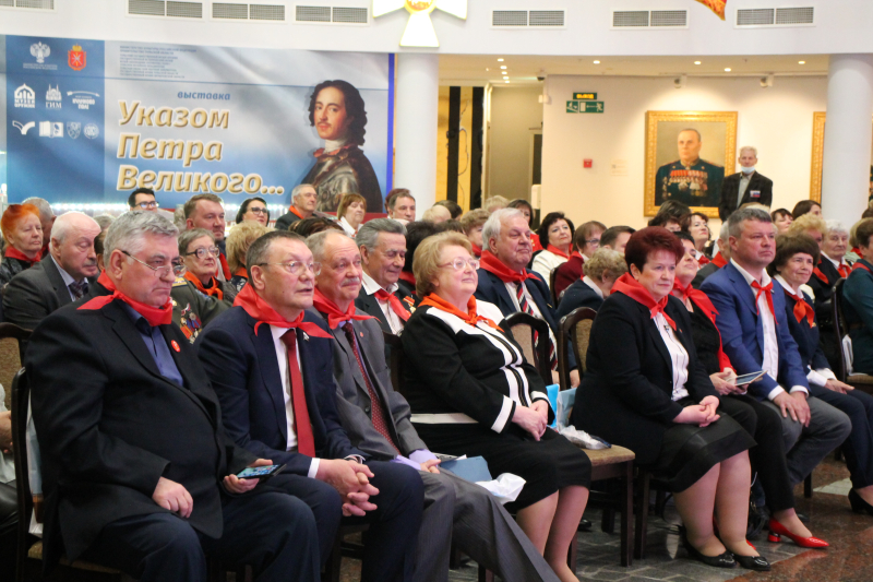 Слет ветеранов пионерского движения в Тульском музее оружия! Тульский Государственный Музей Оружия