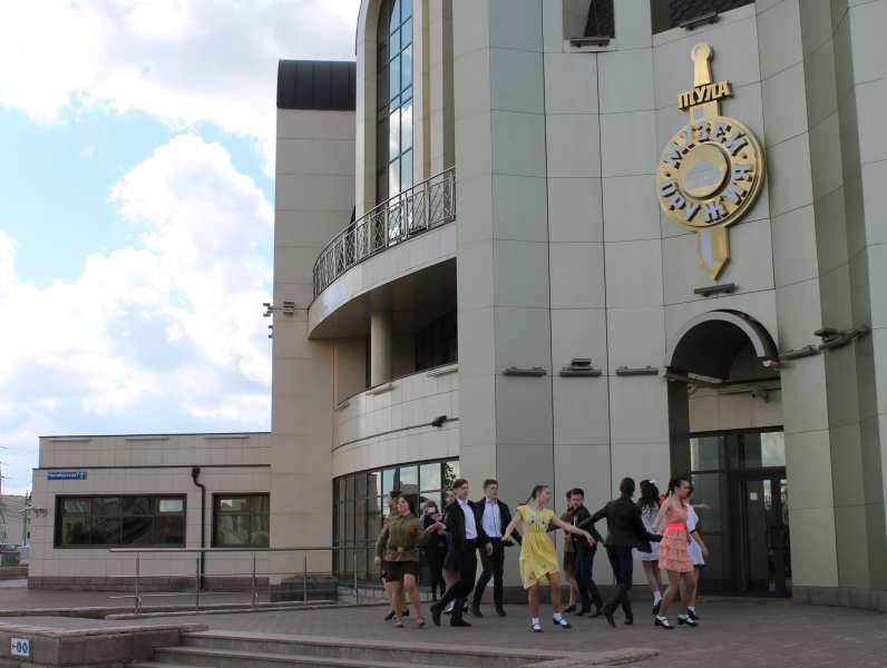 Майские манёвры в музее оружия Тульский Государственный Музей Оружия