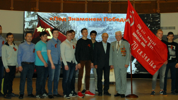 Незабываемый урок жизнелюбия и светлого отношения к людям! Ветеран, фронтовик М.А.Свинтицкий в музее оружия Тульский Государственный Музей Оружия