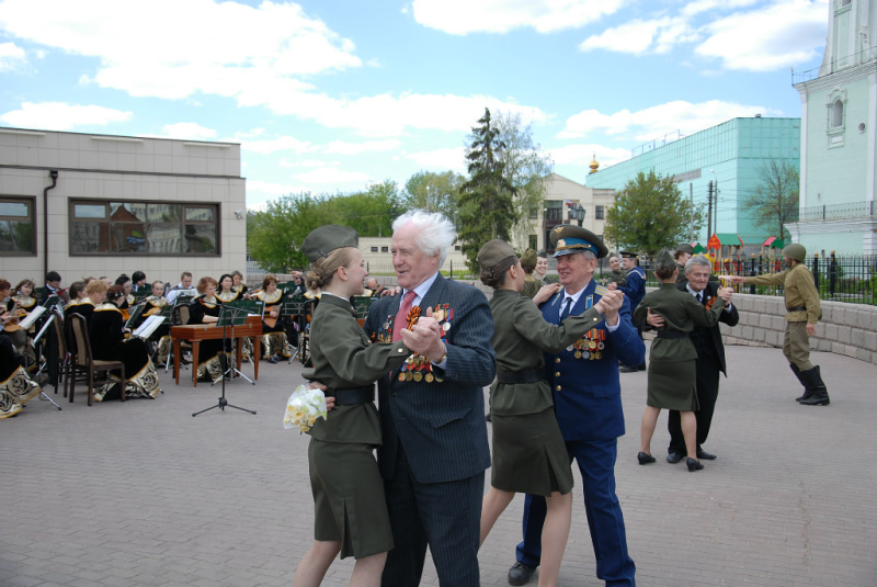 Звенит Победой май цветущий! Тульский Государственный Музей Оружия