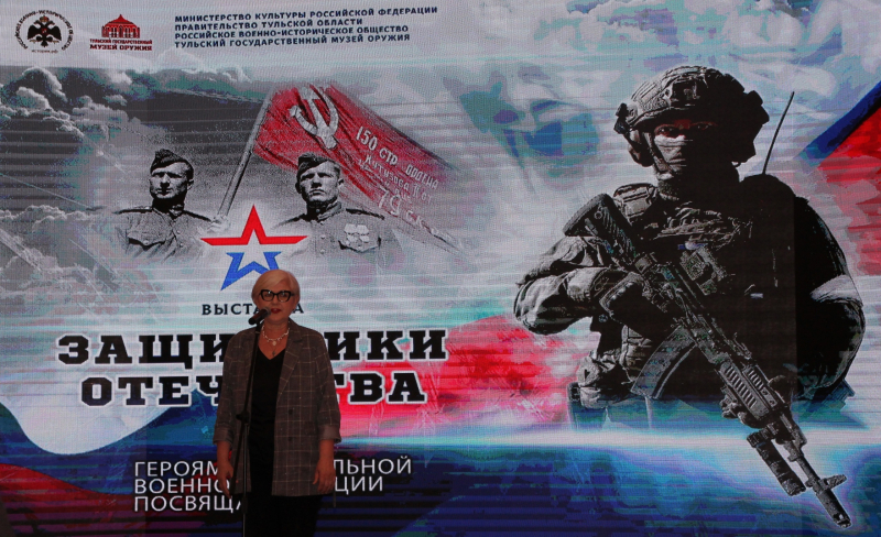 Выставка «Защитники Отечества», посвященная героям специальной военной операции, открылась в канун Дня Победы в Зале Славы российского оружия Тульский Государственный Музей Оружия