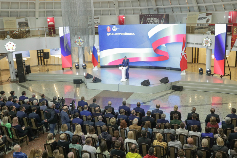 Алексей Дюмин – работникам ОПК: «Русские воины защищали и защищают Родину с тульским оружием в руках» Тульский Государственный Музей Оружия