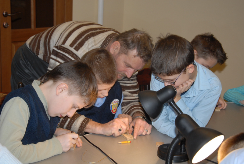 Юные оружейники в мастерской музея Тульский Государственный Музей Оружия