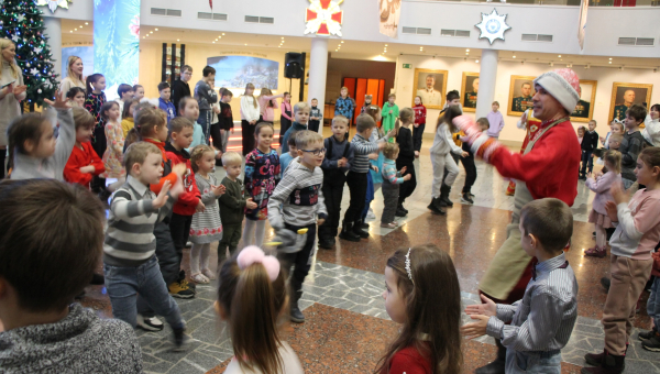 Более 4000 мальчишек и девчонок стали участниками увлекательных интерактивных детских новогодних представлений в Тульском музее оружия Тульский Государственный Музей Оружия