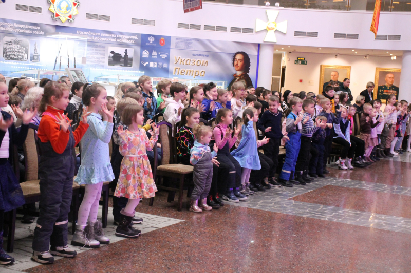 Более 4000 мальчишек и девчонок стали участниками увлекательных интерактивных детских новогодних представлений в Тульском музее оружия Тульский Государственный Музей Оружия