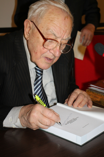 Если пулемет - то Калашникова, если станок - то Степанова Тульский Государственный Музей Оружия