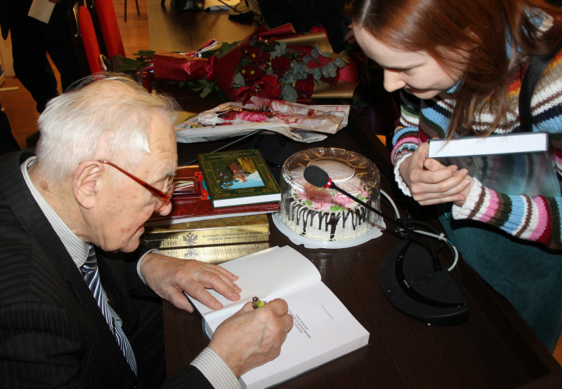 Если пулемет - то Калашникова, если станок - то Степанова Тульский Государственный Музей Оружия