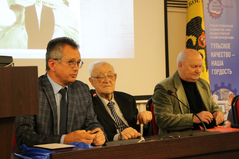 Если пулемет - то Калашникова, если станок - то Степанова Тульский Государственный Музей Оружия