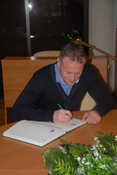 «Восхищен экспозицией!» Командир тяжелого атомного подводного крейсера «Дмитрий Донской» О.Г. Цыбин Тульский Государственный Музей Оружия