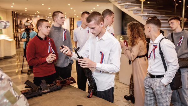 Сегодня в Тульском государственном музее оружия призывники г. Тулы приняли участие во Всероссийской патриотической акции «День призывника» Тульский Государственный Музей Оружия