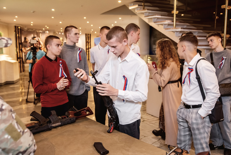 Сегодня в Тульском государственном музее оружия призывники г. Тулы приняли участие во Всероссийской патриотической акции «День призывника» Тульский Государственный Музей Оружия