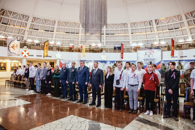 Сегодня в Тульском государственном музее оружия призывники г. Тулы приняли участие во Всероссийской патриотической акции «День призывника» Тульский Государственный Музей Оружия