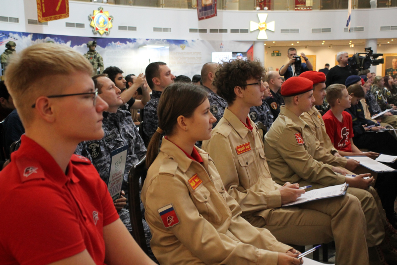 В Тульском государственном музее оружия прошла IX Международная просветительская акция «Большой этнографический диктант» Тульский Государственный Музей Оружия
