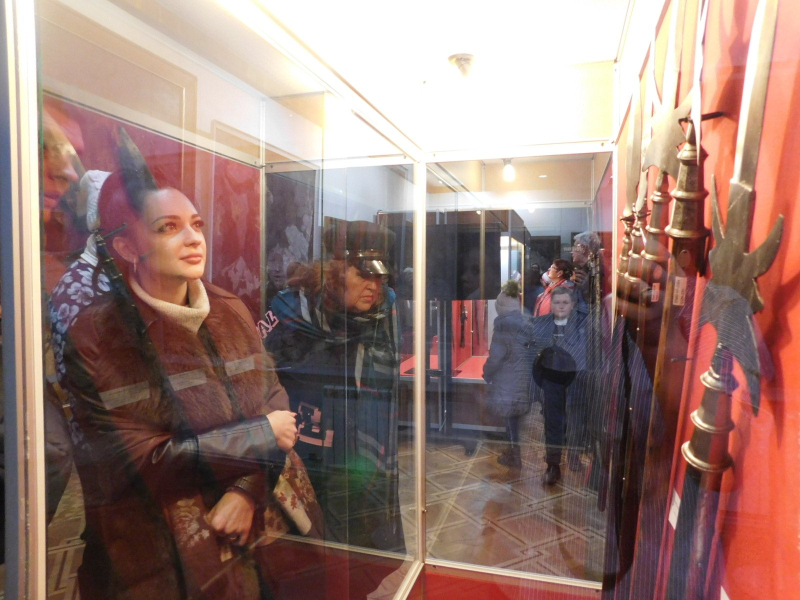 В Восточно-крымском историко-культурном музее-заповеднике открылась выставка Тульского музея оружия «Память великих побед» Тульский Государственный Музей Оружия