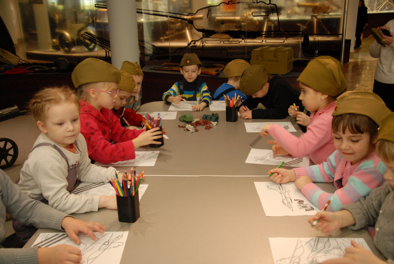 Накануне Дня защитника Отечества детский сад «Звездочка» в гостях у музея оружия! Тульский Государственный Музей Оружия