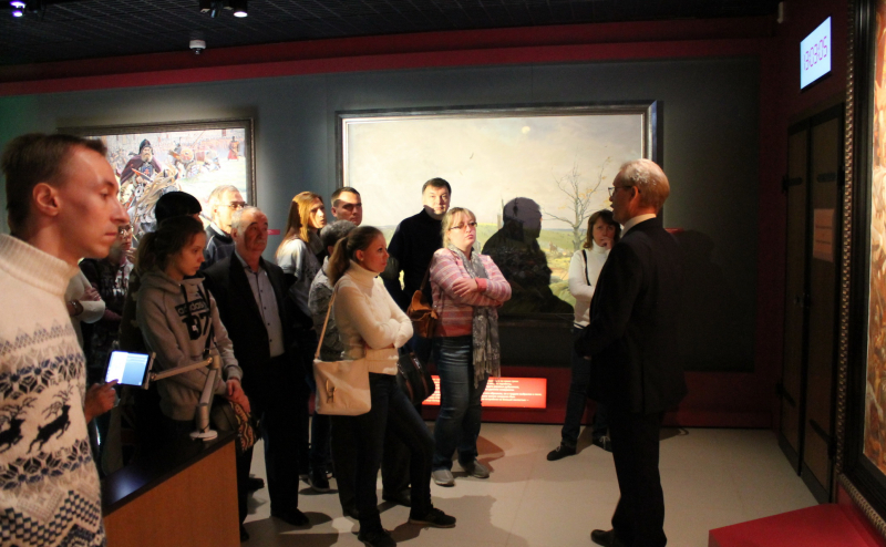 Коллектив музея оружия познакомился с новой экспозицией музея - заповедника Куликово поле Тульский Государственный Музей Оружия