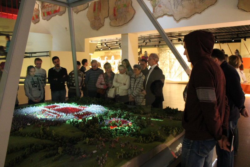 Коллектив музея оружия познакомился с новой экспозицией музея - заповедника Куликово поле Тульский Государственный Музей Оружия