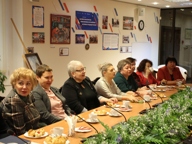 Сегодня в Тульском государственном музее оружия в рамках Года педагога и наставника состоялась встреча наставников молодежи, ветеранов педагогического труда Тульский Государственный Музей Оружия
