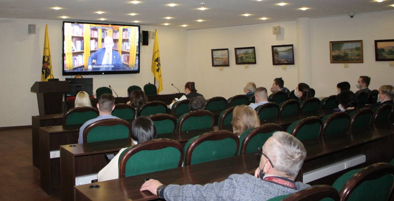 22 марта сотрудники музея оружия прослушали онлайн-лекцию Научного директора Российского военно-исторического общества Мягкова М.Ю. «Cила в правде» Тульский Государственный Музей Оружия