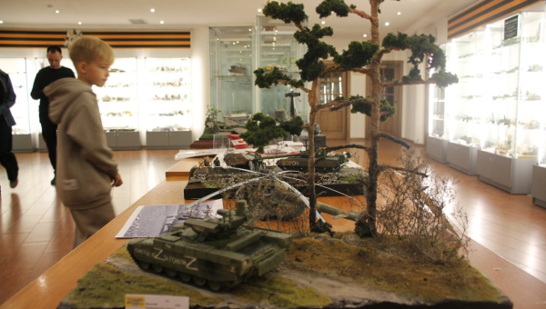 12 октября в Тульском государственном музее оружия открылась ежегодная выставка-конкурс стендовых моделей и военно-исторической миниатюры «Техника в масштабе» Тульский Государственный Музей Оружия