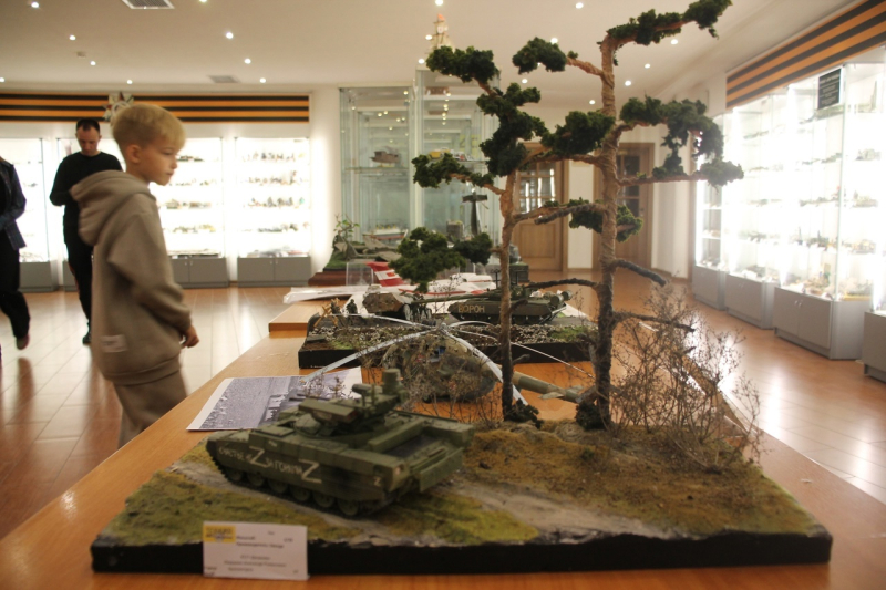 12 октября в Тульском государственном музее оружия открылась ежегодная выставка-конкурс стендовых моделей и военно-исторической миниатюры «Техника в масштабе» Тульский Государственный Музей Оружия