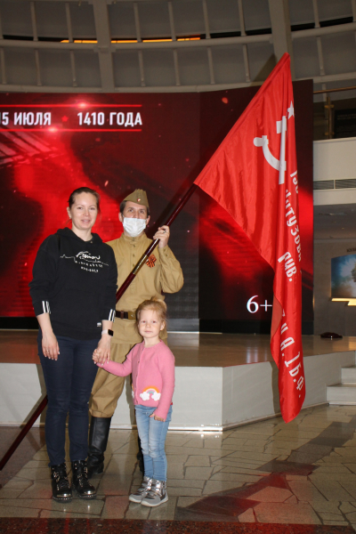 В музее оружия стартовали патриотические акции «Под знаменем Победы!» и «Георгиевская ленточка». Присоединяйтесь к праздничным мероприятиям музея! Тульский Государственный Музей Оружия