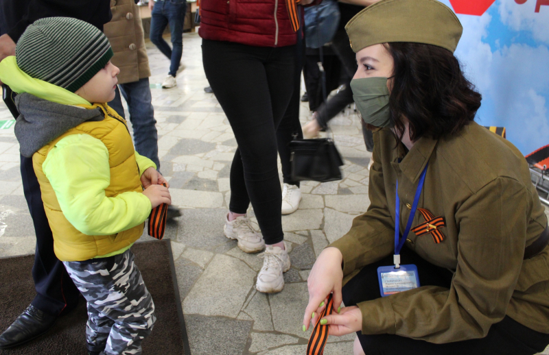 В музее оружия стартовали патриотические акции «Под знаменем Победы!» и «Георгиевская ленточка». Присоединяйтесь к праздничным мероприятиям музея! Тульский Государственный Музей Оружия