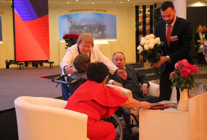 «Память сильнее времени»! Встреча поколений, посвященная 100-летию участницы обороны Тулы в годы Великой Отечественной войны, ветерана 50-й Армии Зинаиды Михайловны Кистаевой в музее оружия! Тульский Государственный Музей Оружия