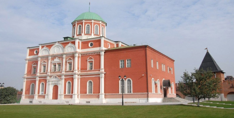 Внимание! Выгодное предложение Тульского музея оружия: единый билет для посещения двух зданий музея - 500 рублей! Тульский Государственный Музей Оружия