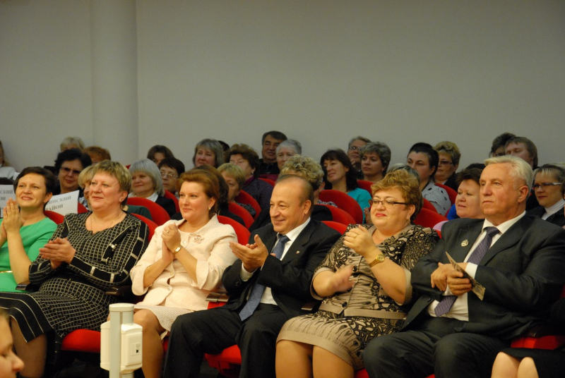 Музей чествует самых верных и надежных друзей – учителей! Тульский Государственный Музей Оружия