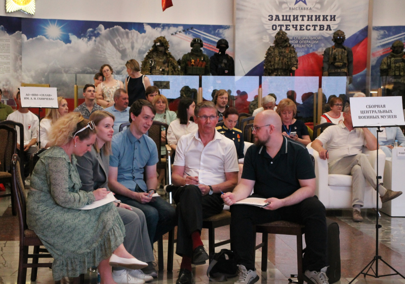 Интересным событием Дней армейской культуры в Тульской области стал интеллектуальный блиц-турнир «Музейные баталии», который состоялся в Тульском государственном музее оружия Тульский Государственный Музей Оружия