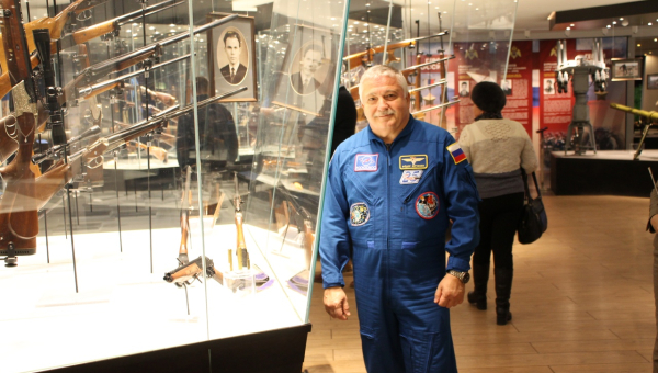 Сегодня музей оружия посетил лётчик-космонавт Российской Федерации, Герой России Фёдор Николаевич Юрчихин. Тульский Государственный Музей Оружия