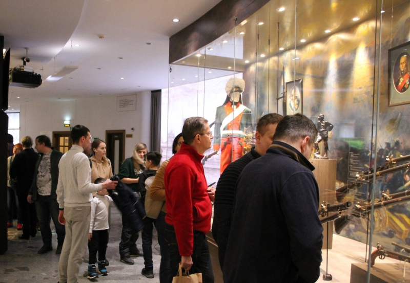 Февральские праздники в музее оружия продолжаются! За два дня, 23 и 24 февраля, музей принял около 10 000 человек. Тульский Государственный Музей Оружия